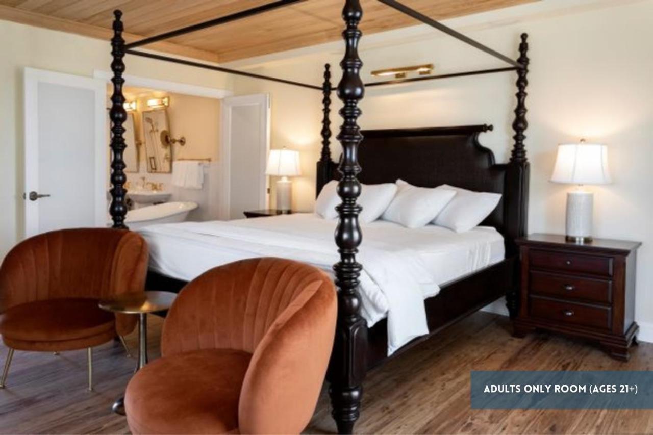 Grassy Flats Resort & Beach Club Marathon Room photo