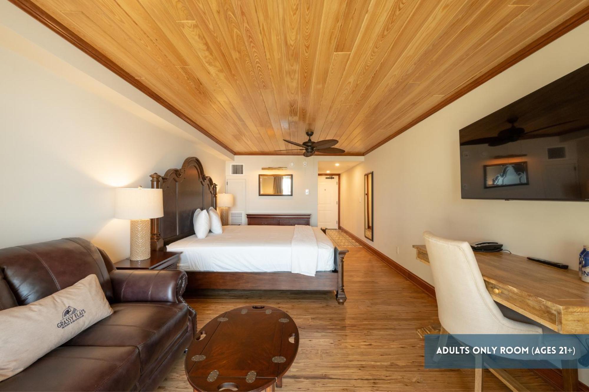 Grassy Flats Resort & Beach Club Marathon Room photo