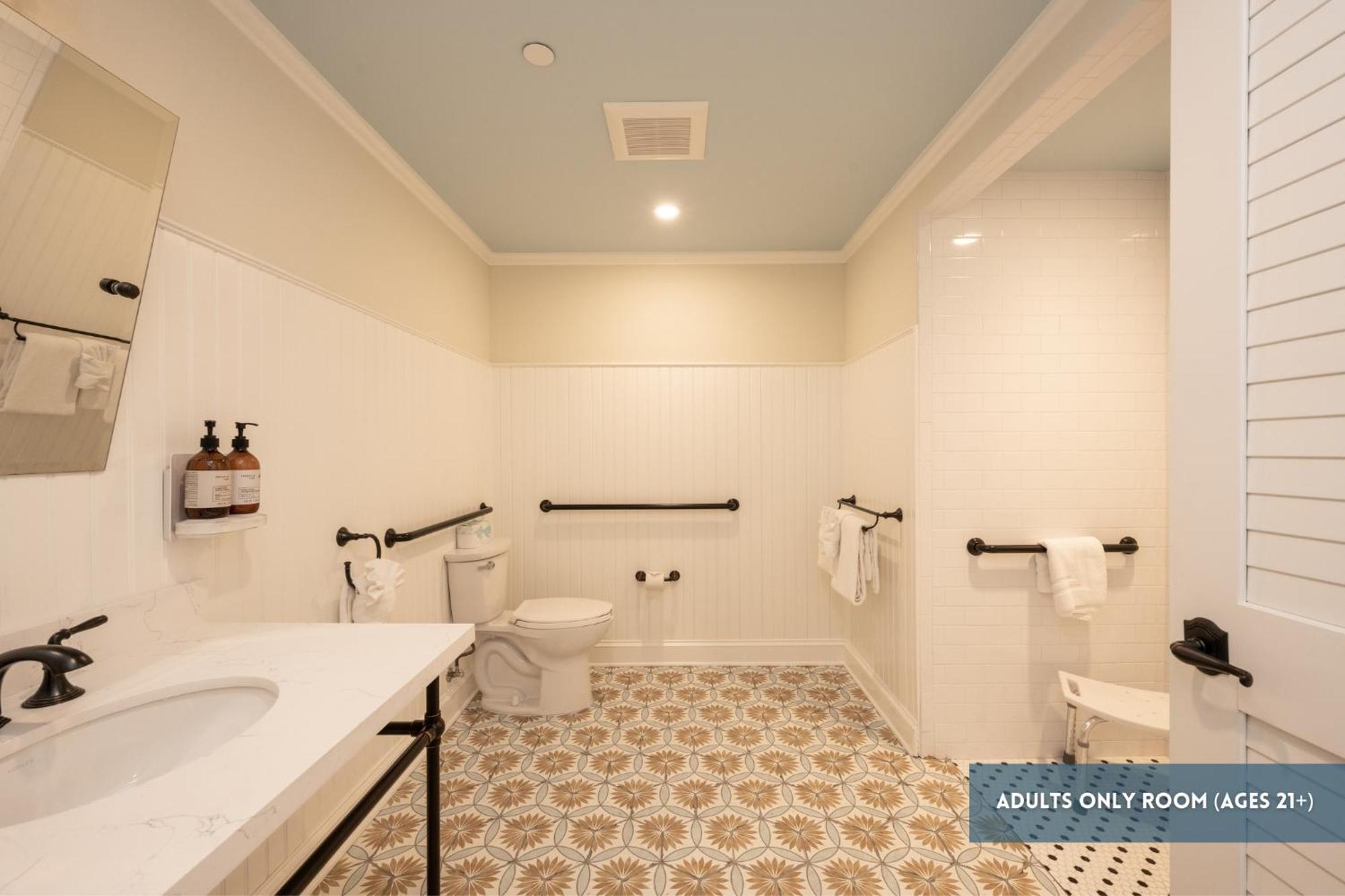 Grassy Flats Resort & Beach Club Marathon Room photo