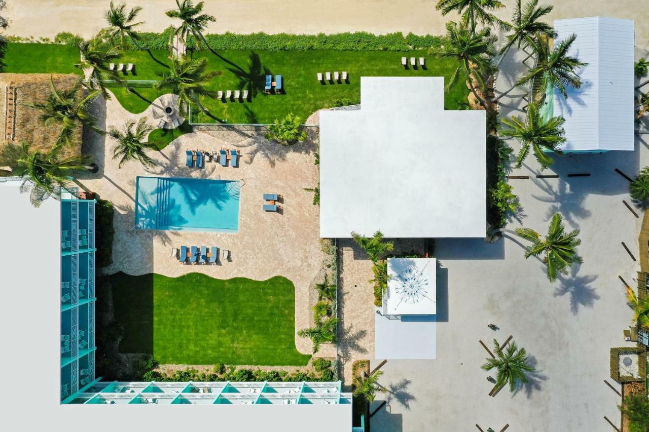 Grassy Flats Resort & Beach Club Marathon Exterior photo